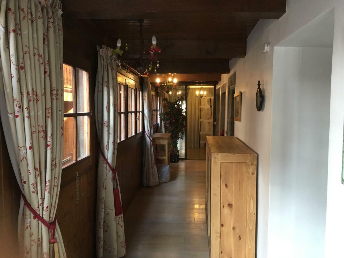 Lodges Du Canal St-Dominique Анси Екстериор снимка